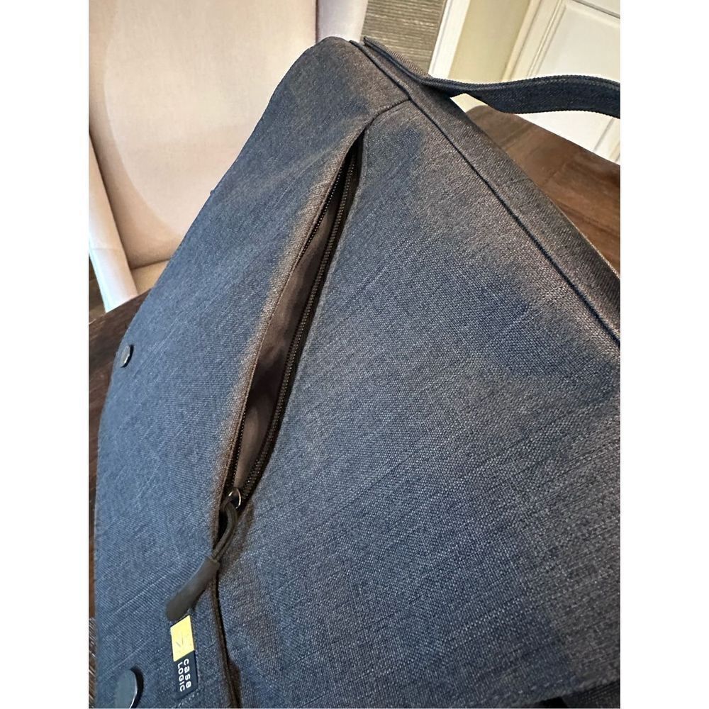 Case Logic Reflection camera/messenger bag - Picture 5 of 16